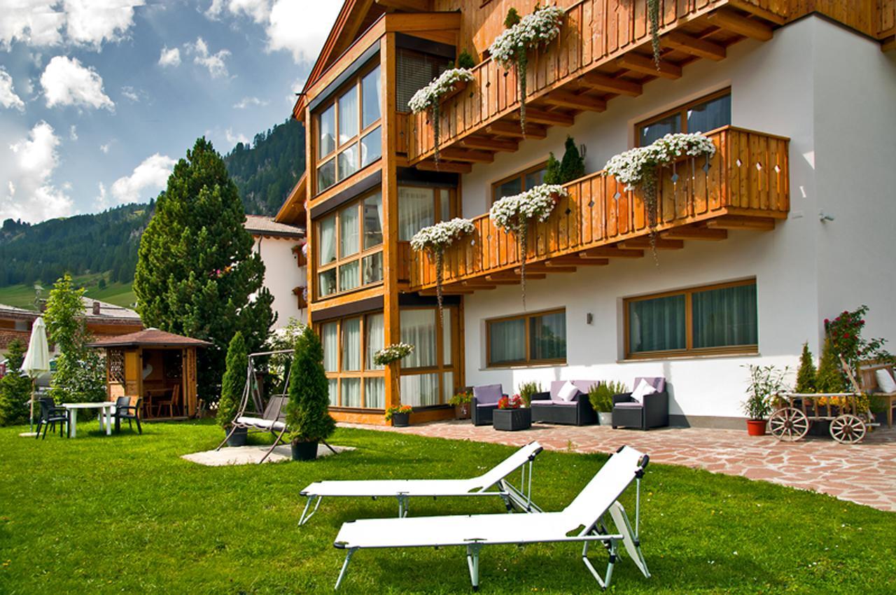 Apartments Chalet Ciufdlton 콜포소 외부 사진