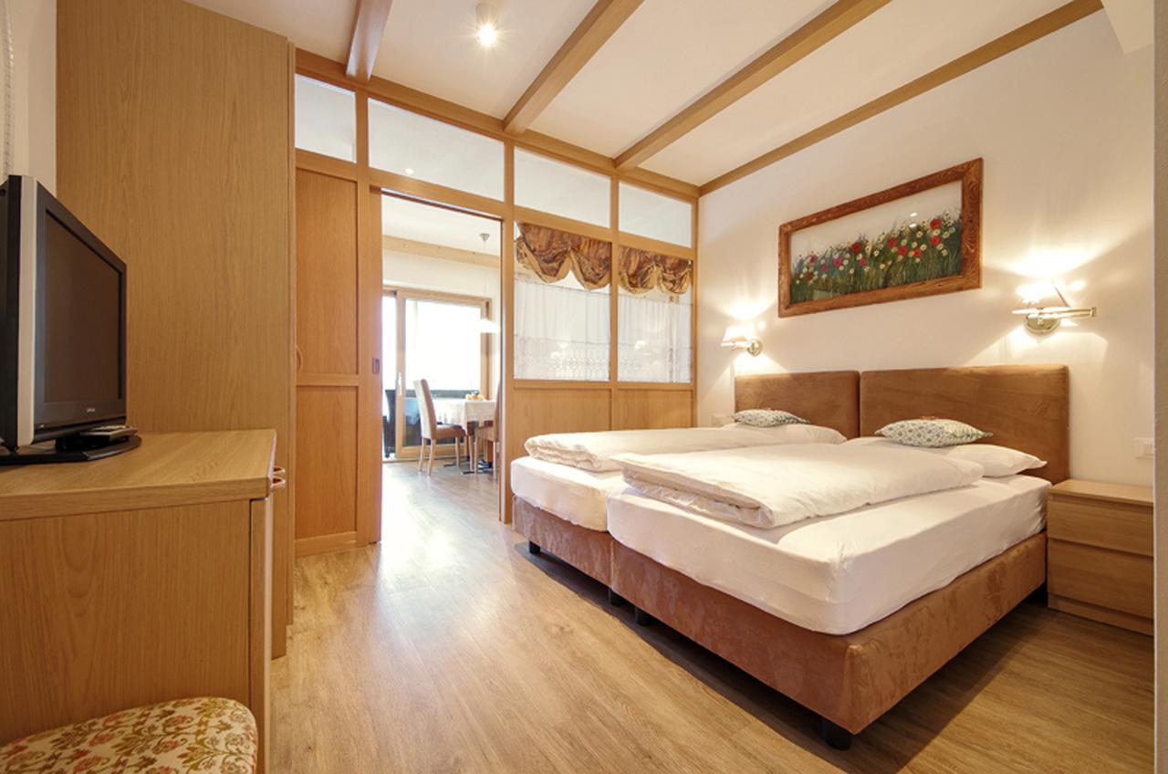 Apartments Chalet Ciufdlton 콜포소 외부 사진
